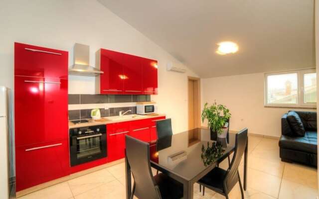 Apartments Orange Medulin