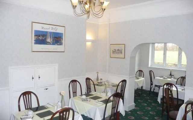 The Emsworth B&B Hotel