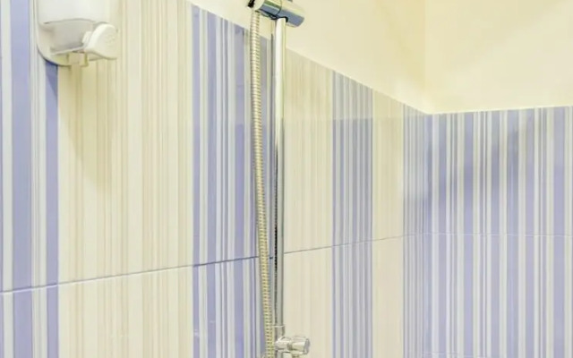 Capital O Inn App Tenggilis