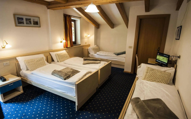 Garni Col da la Vila