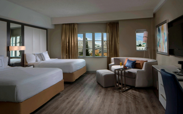 Courtyard by Marriott Miami Beach-South Beach