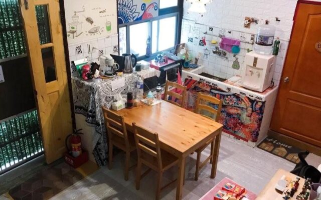 HouseNandoor - Hostel