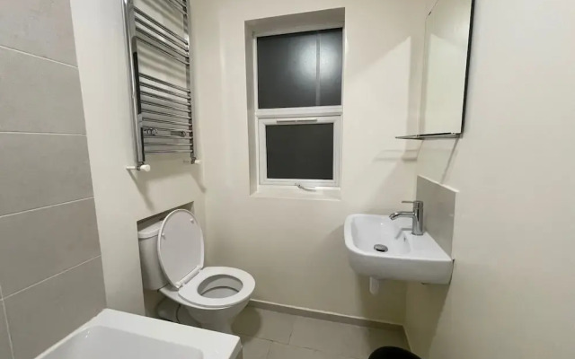 2 Bed Apartment/ Tower Bridge / Big Ben /the Shard