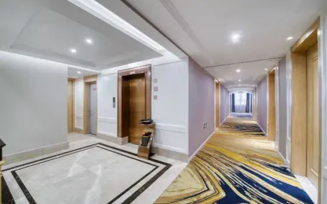 Vienna Hotel (Tongxiang Chongfu International Leather Center Branch)