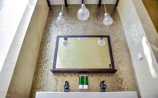 Rice of Life by Tissa Inn