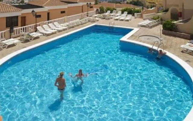 Paradise Court