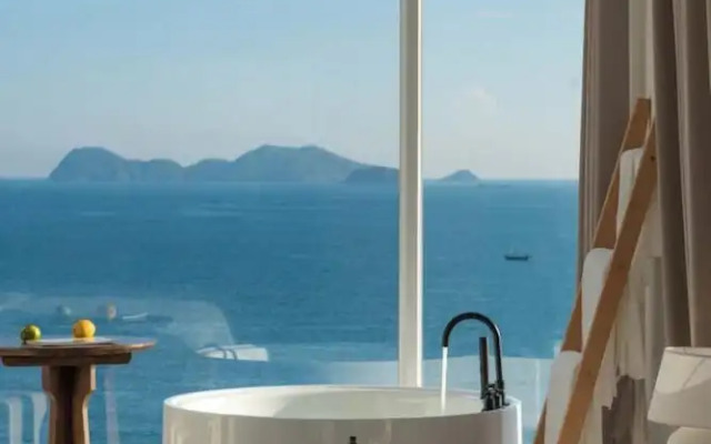 Miyue Santorini Seaview Resort Hotel