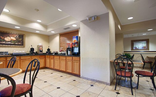 Best Western Patriots Point