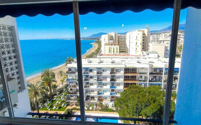 Skol 701. One Bedroom Duplex with Exceptional Sea Views.