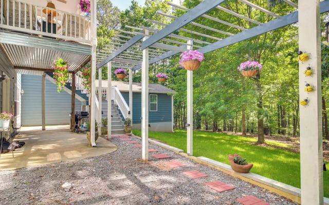 Waleska Loft: Stocked Kitchen