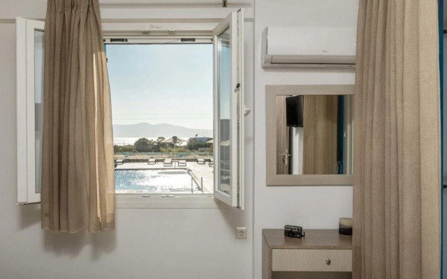 Evripus Suites Hotel
