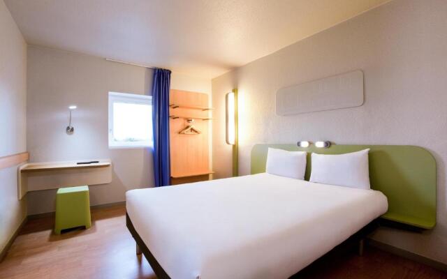 ibis budget Grigny Centre