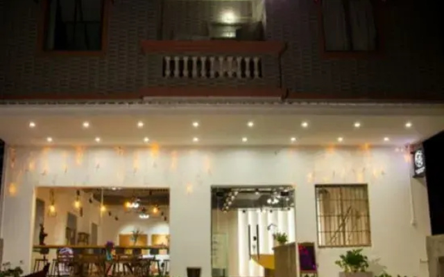 Yixiang Banhai