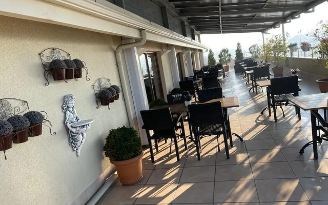 Gosterisli Hotel