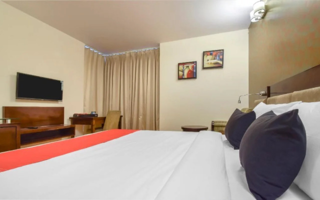 Edition O 30067 Friends Colony East