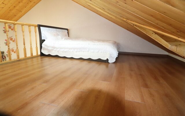 Gyeongju Raspberry Pension