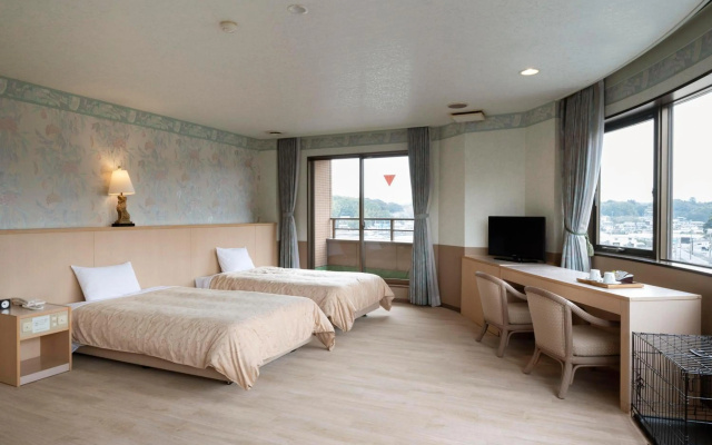 Wan Wan Paradise Hamanako – Guest Rooms – Hamamatsu