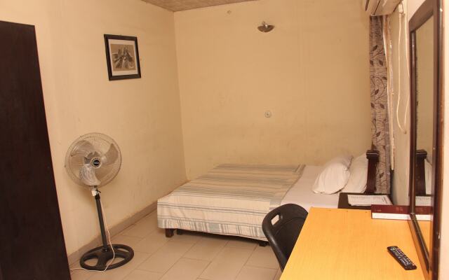 Sapphire Guest House