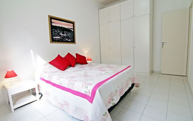 Rio Spot Apartments D026