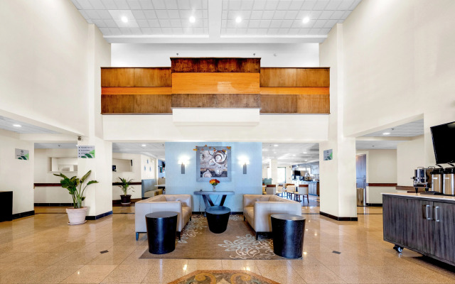 Super 8 by Wyndham Houston/Willowbrook/Hwy 249