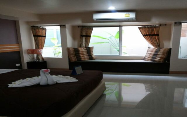 Winhouse Hotel