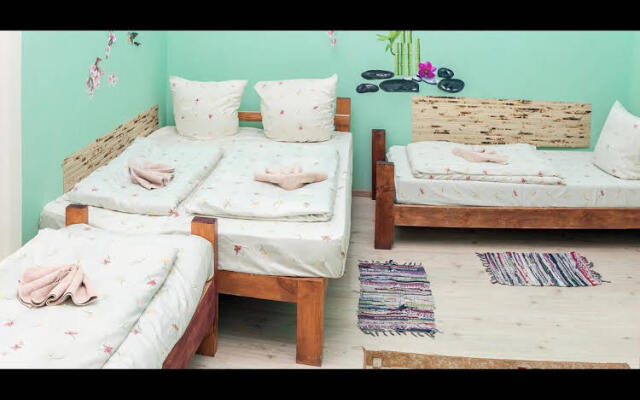 Apple Hostel