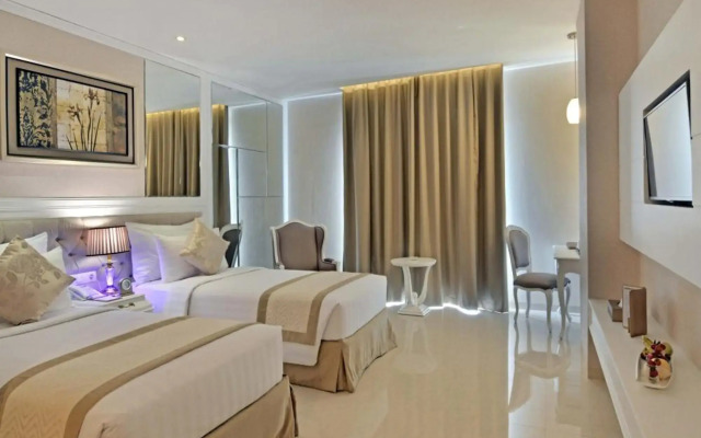 Grand Savero Hotel