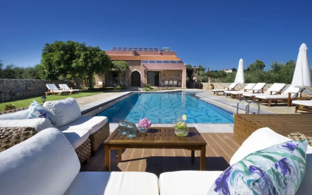 Nafsika Villa in Litsarda