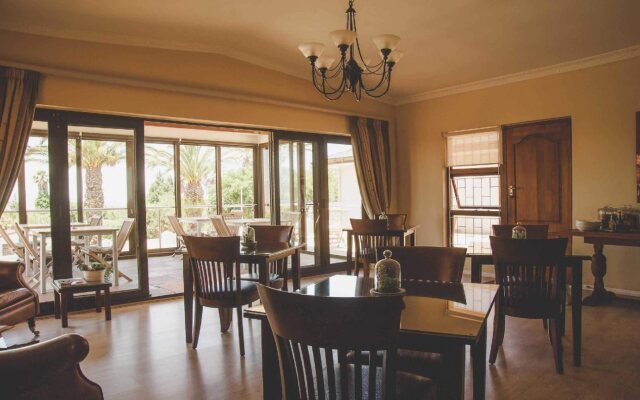 Four Palms Accommodation