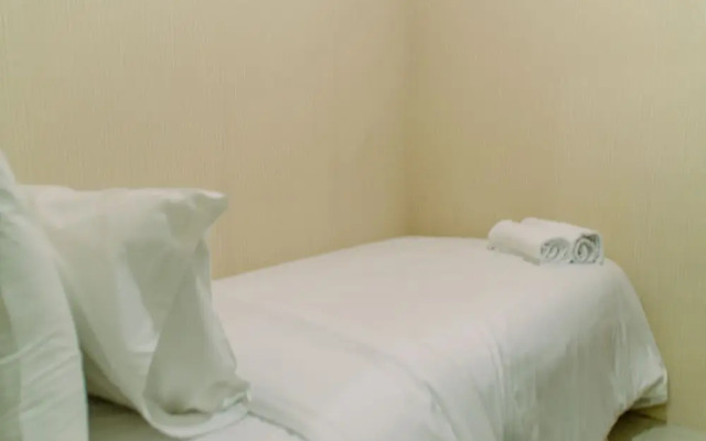 Comfort And Simply 2Br At Green Pramuka City Apartment