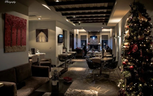 Gefyri Hotel
