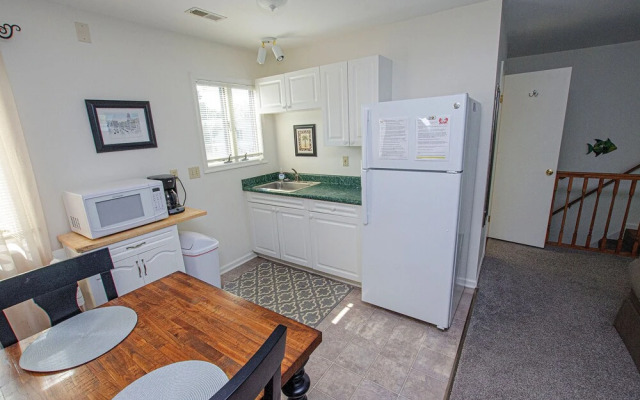 Urbanna Vacation Station - A Waterfront Oasis