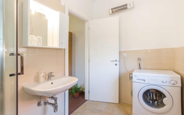Awesome Home in Ika With Wifi and 2 Bedrooms