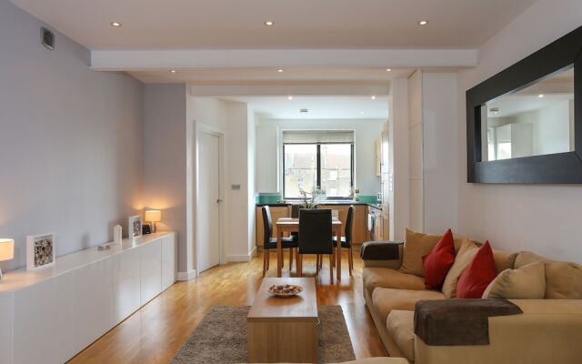 2 Bedroom Flat in Kensal Rise