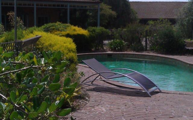Sanctuary Inn on Westernport