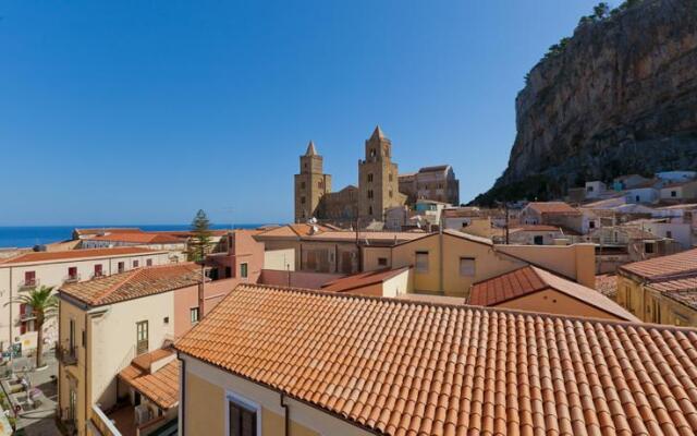 Cefalu Flats