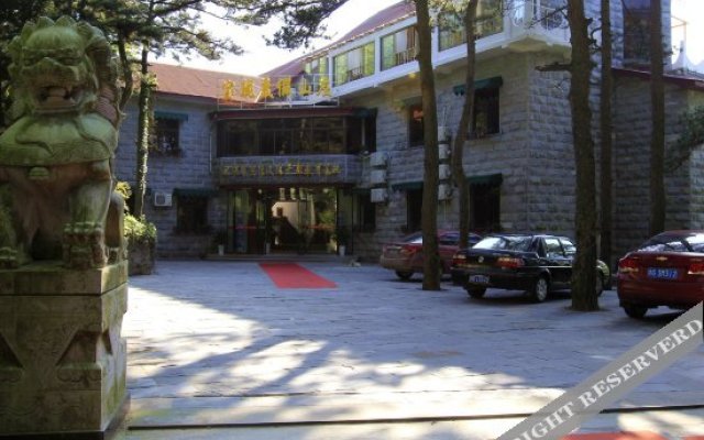 Fairy Treasure Resort Mount Lu