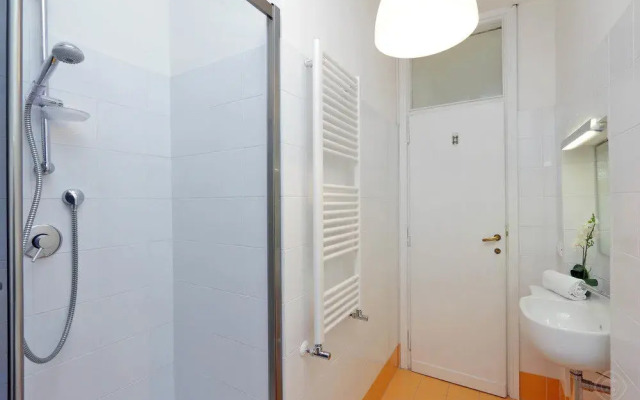 Vatican - WR Apartments