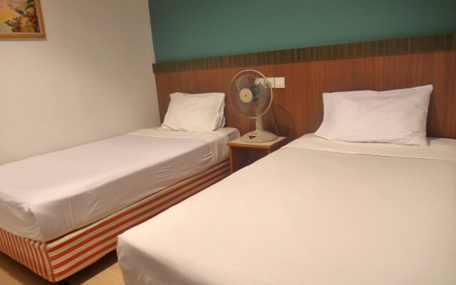 Swing & Pillows Hotel