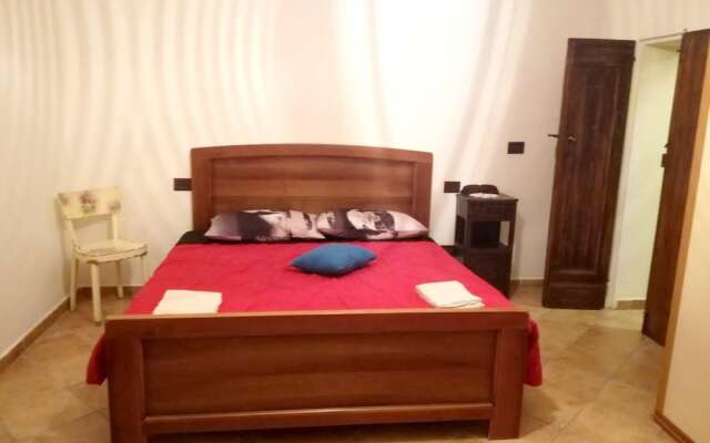 Apartment with 3 Bedrooms in Zocca, with Wonderful Mountain View, Furnished Garden And Wifi