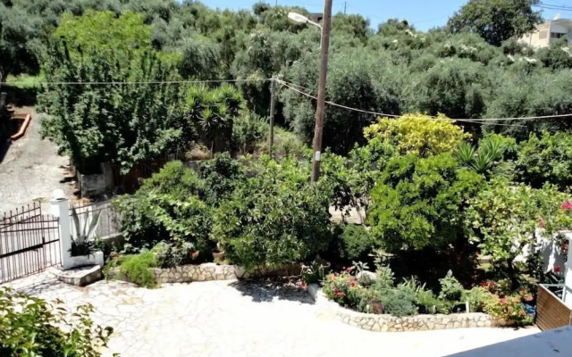 Galini beach studios