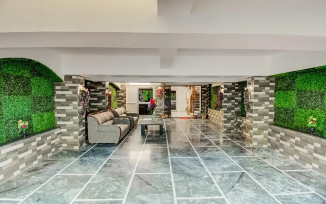 RG Suits & Apartment by OYO Rooms