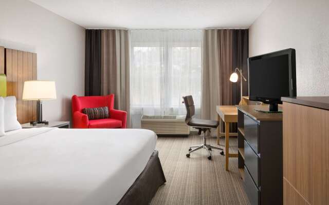 Spark by Hilton Summerville