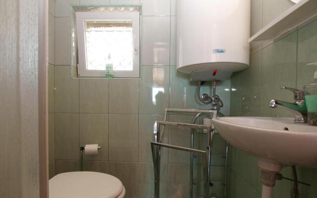 Apartment Lavender 700