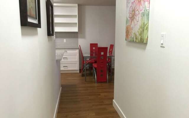 Pelicanstay in Burnaby Lake