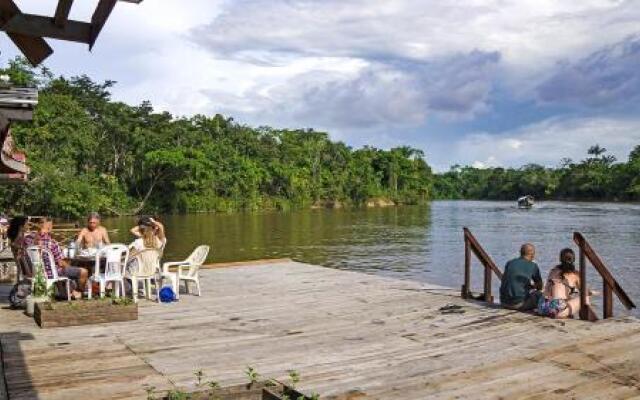 Amazon Oasis Lodge