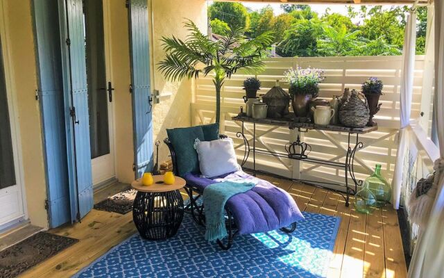 Renovated house with private swimming pool, close to Villefranche-du-Périgord.