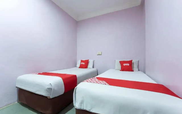 Apollo Hotel by OYO Rooms