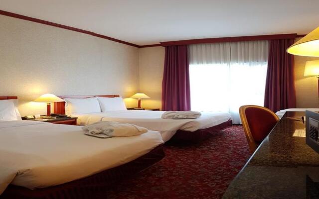 Russott Hotel