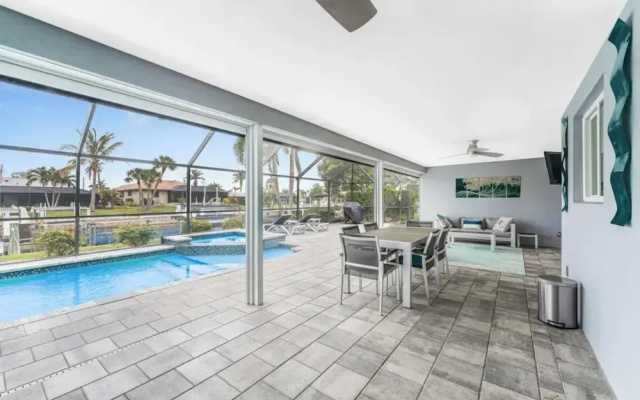 Tranquility Waterfront Villa Pool Dock